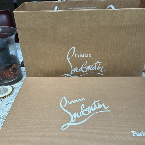 Genuine Christian Louboutin - Paris - Picture 6 of 6